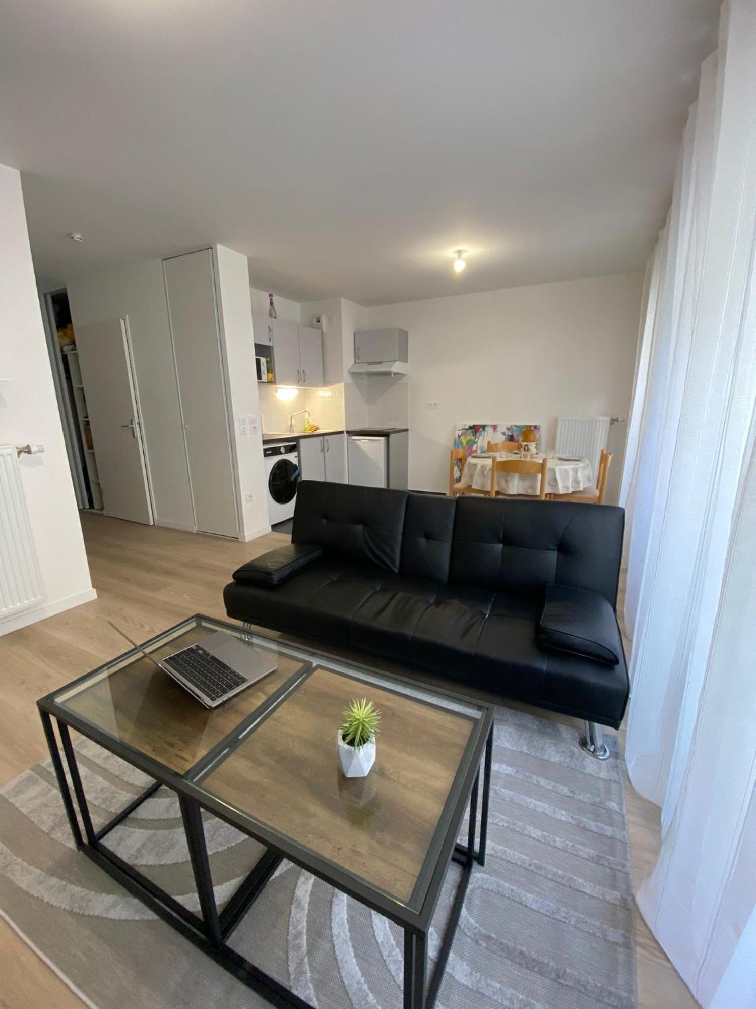 Joli Appartement F2 Bobigny Metro Proche Paris Экстерьер фото
